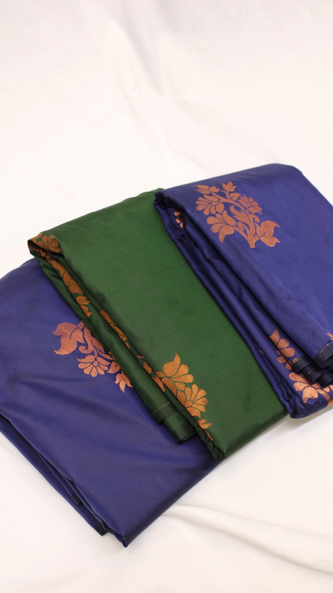 Pine Green Bouquet Saree