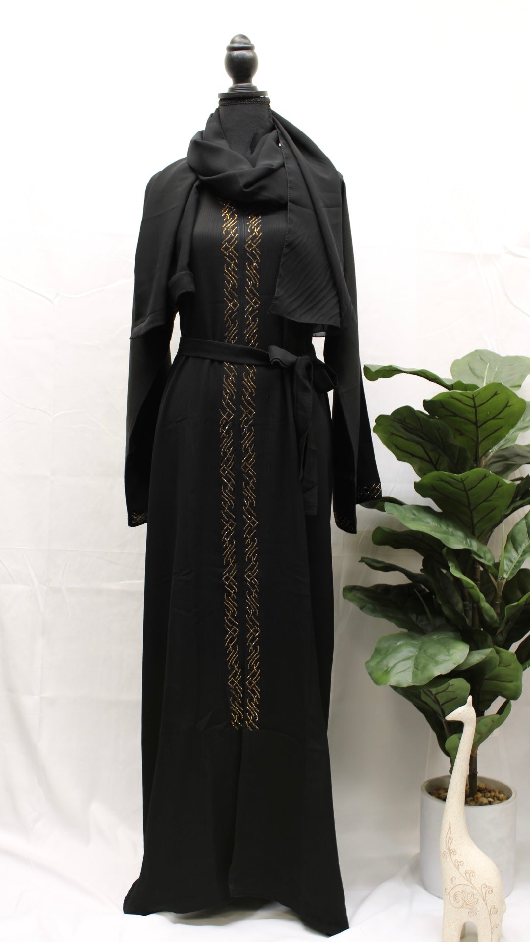 Eternal Black Intricate Abaya