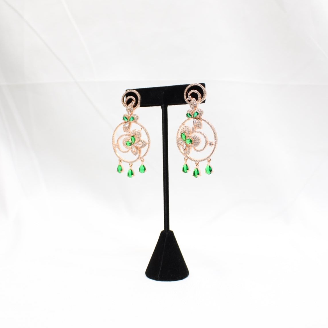 Infinite Loop Flower Earrings