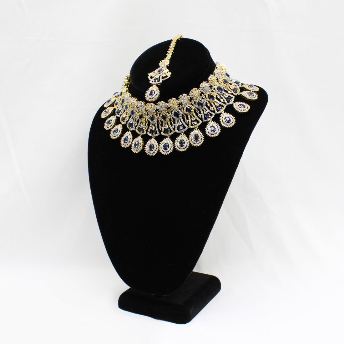 Statement Bridal Choker Set